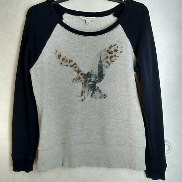 American Eagle Outfitters Tops - WOMEN'S SZ M WIDE NECK SWEATSHIRT EUC